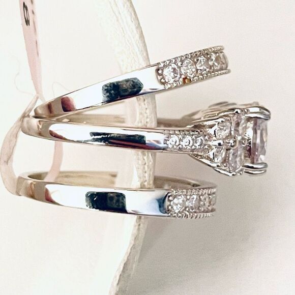 NWT Gorgeous .925 Size 8 Triple Sterling Silver Cubic Zirconia 3 in 1 Ring - Picture 9 of 12